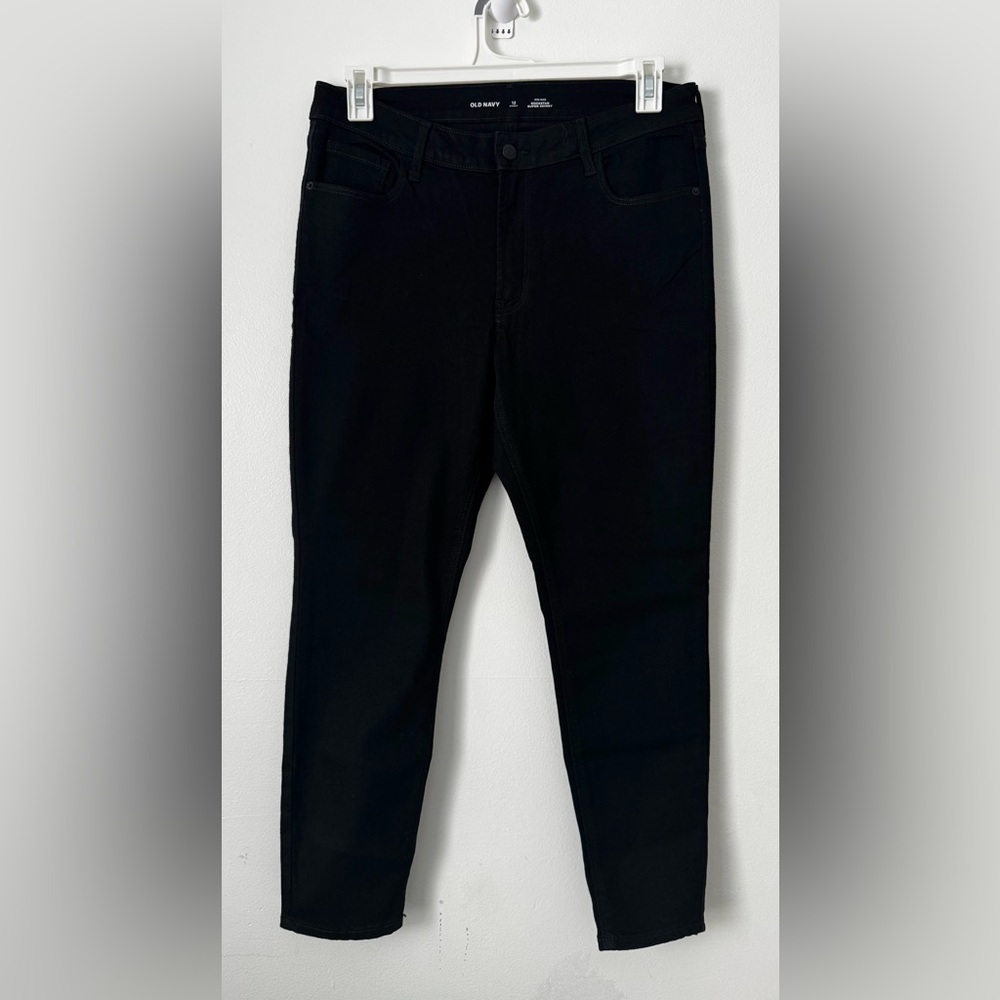 Old Navy Rockstar Mid Rise Super Skinny Black Jeans 12 Short Stretch